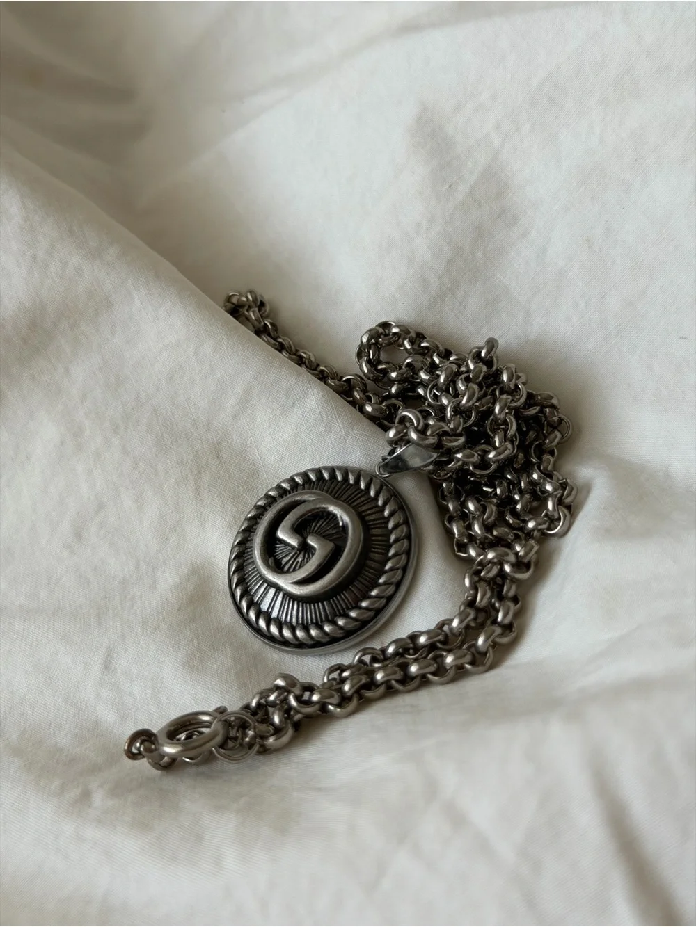 Silver-Tone GUCCI Pendant Chain Necklace
